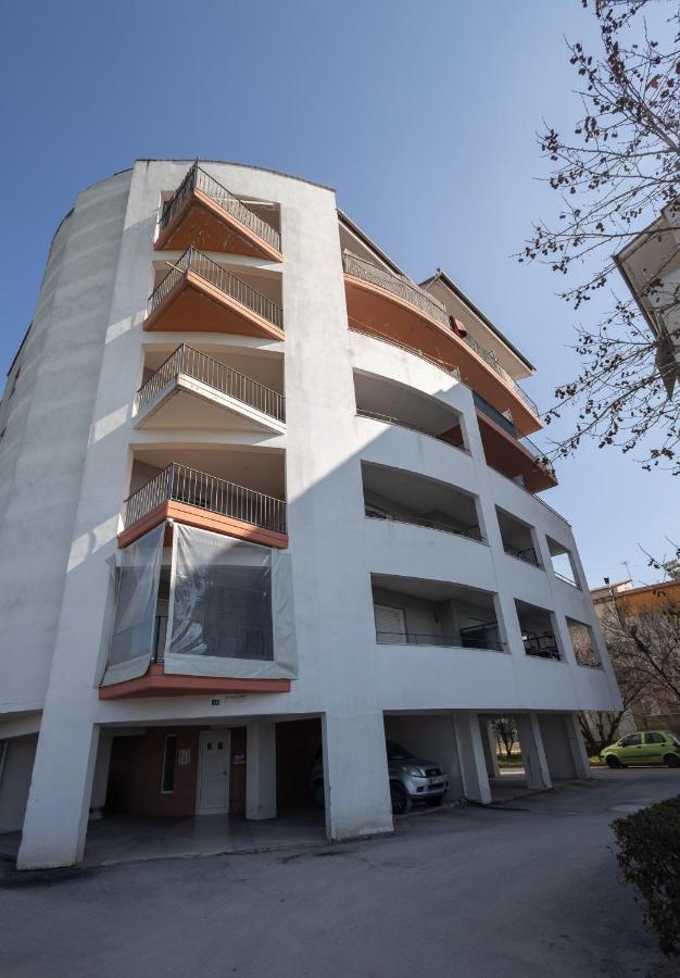 Elia Mini Suites 7 Larissa Exterior photo